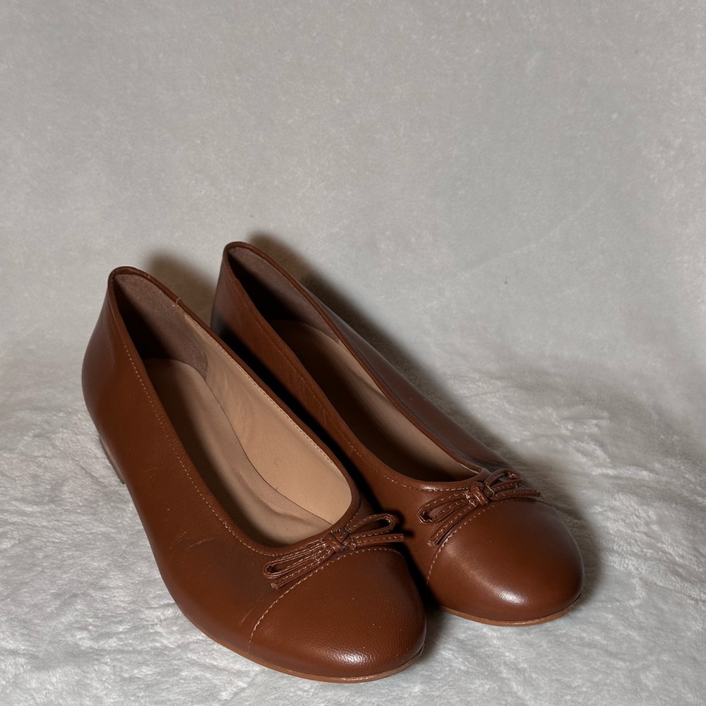 Massimo Matteo Brown Leather Flats